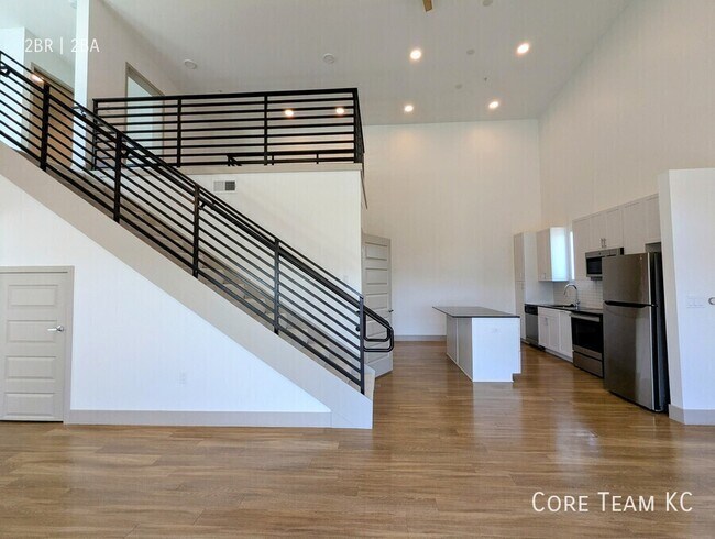 Foto del edificio - 2455 Troost Ave