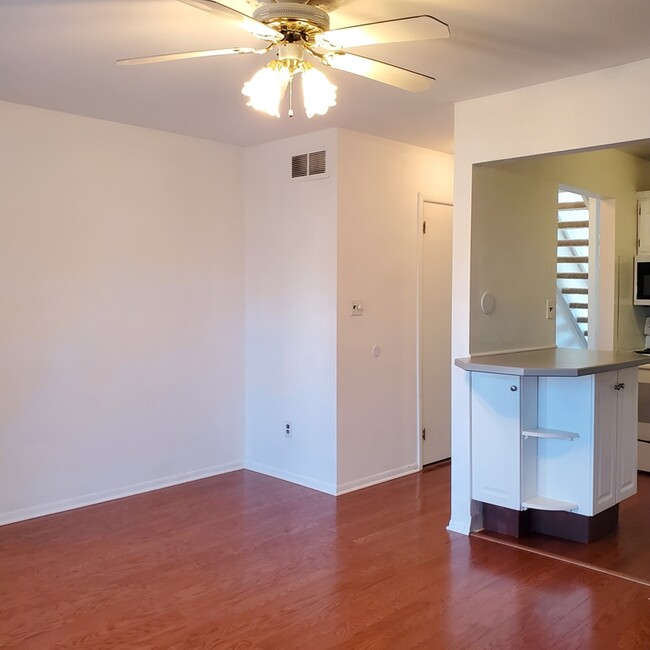 Building Photo - 5104 E Brigantine Ct