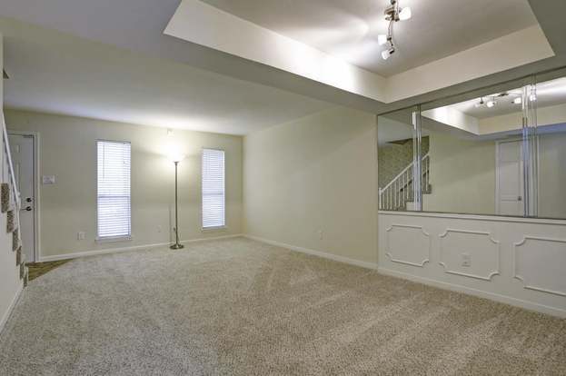 Foto del edificio - 10352 Longmont Dr