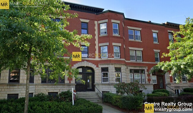 Building Photo - 1855 Beacon St