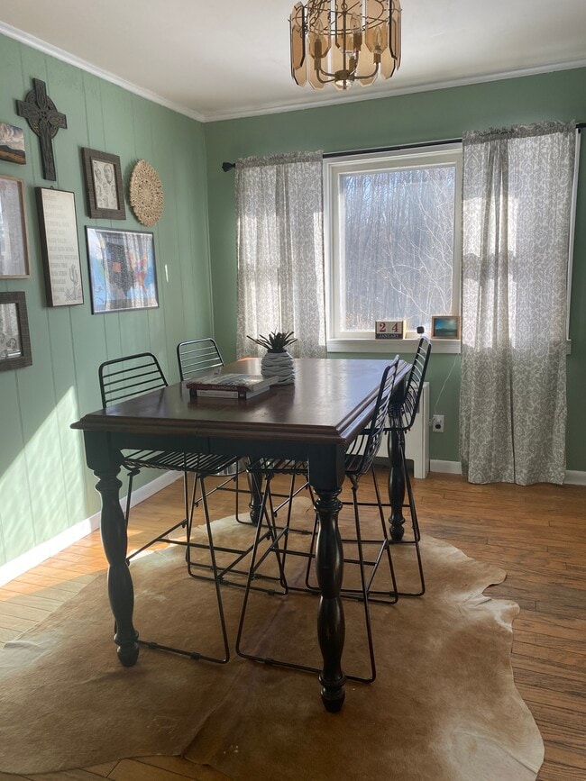 Building Photo - 794 PA-690