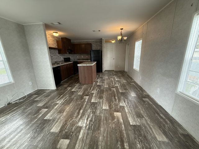 Foto del edificio - 12130 US Hwy 41 S