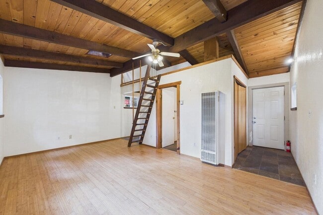 Foto del edificio - 2910 Greenbriar Ln