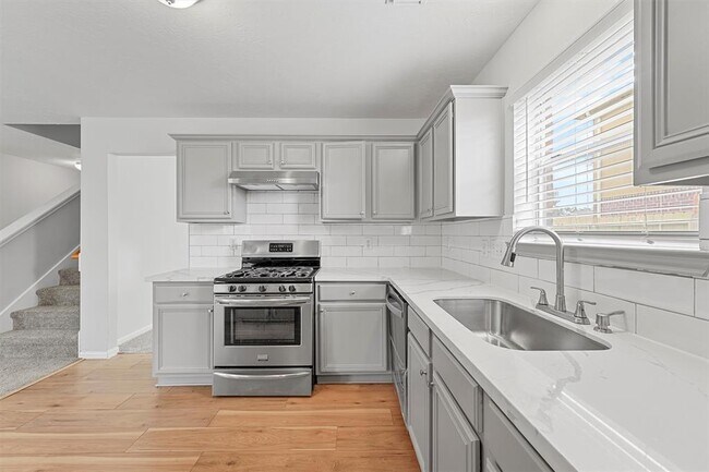 Building Photo - 21507 Windsor Castle Dr