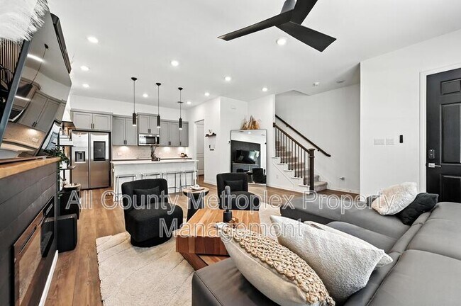 Foto del edificio - 7513 Laburnam Rd