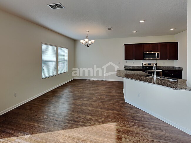 Building Photo - 189 E Jayce Way