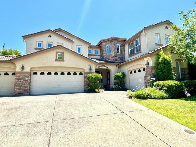Building Photo - 1617 Baroness Way