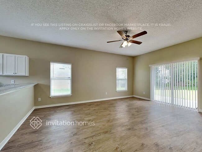 Foto del edificio - 113 Woodbury Pines Cir