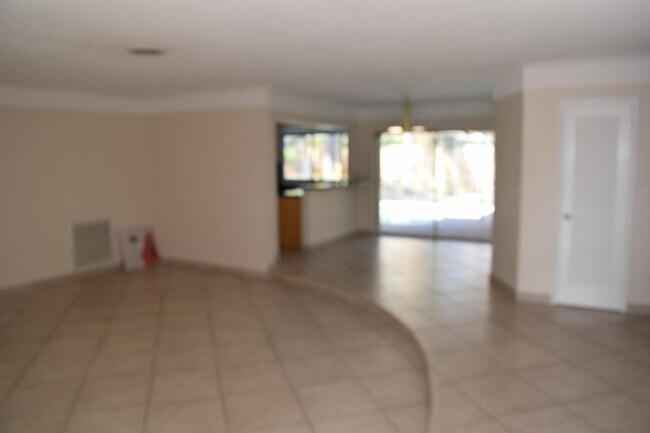 David Knapp - Lighthouse Point Rental - Home Sales - 4211 NE 26th Avenue, Lighthouse Point, FL 33064 - 4211 NE 26th Ave