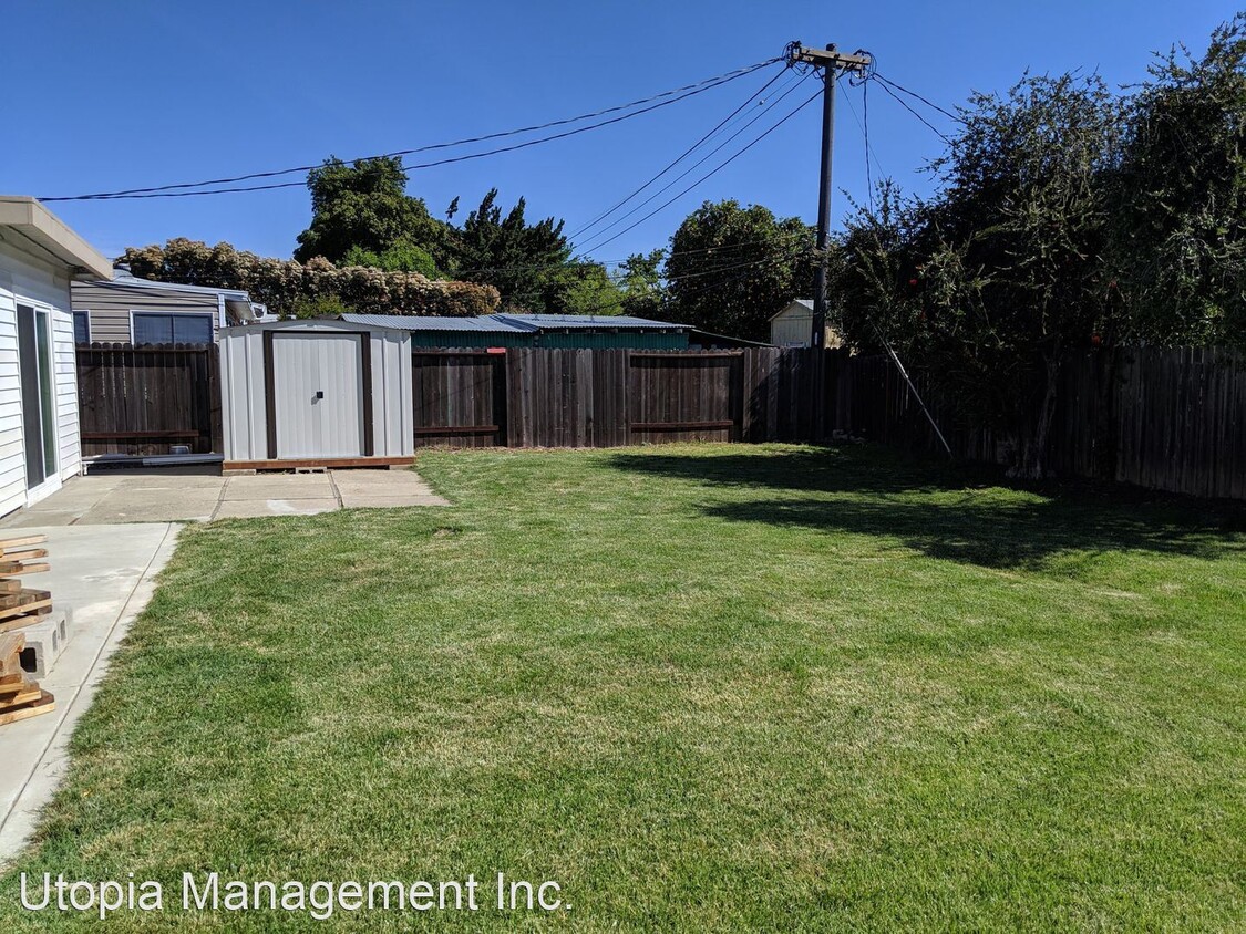 Building Photo - 3 br, 1 bath House - 5689 Norman Way