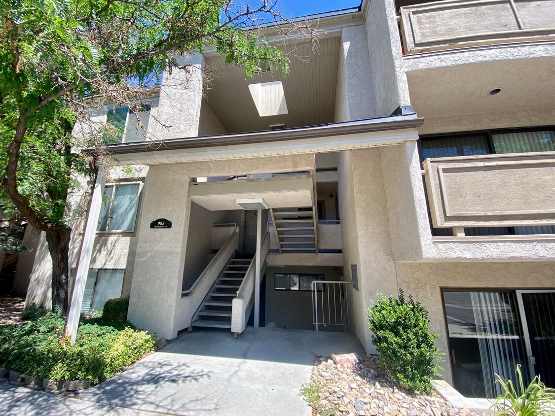 985 Springcrest Ct, Midvale, UT 84047 House Rental in Midvale, UT