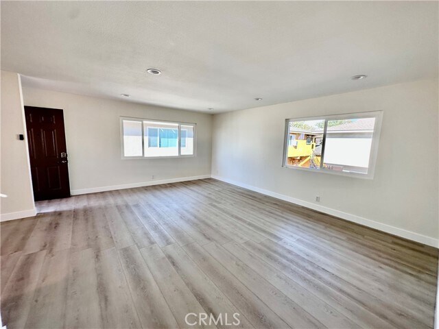Building Photo - 807 N Olive St