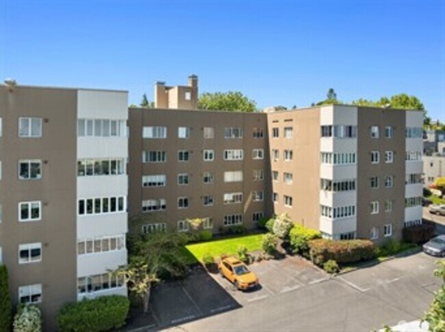 Foto del edificio - 1800 Taylor Ave N