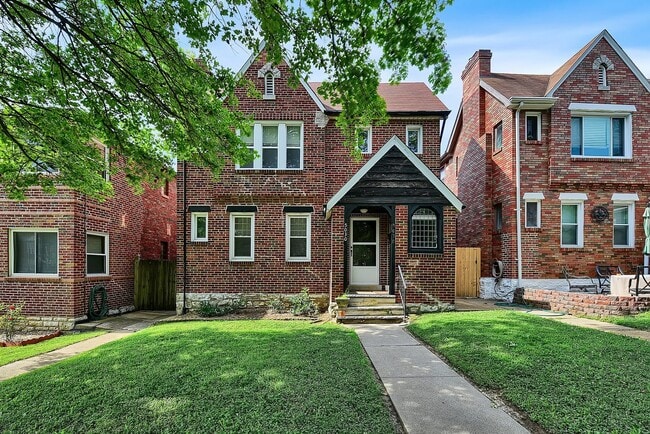 Foto del edificio - Castle-esque