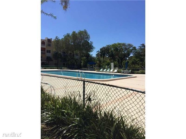 Foto del edificio - 7830 Camino Real