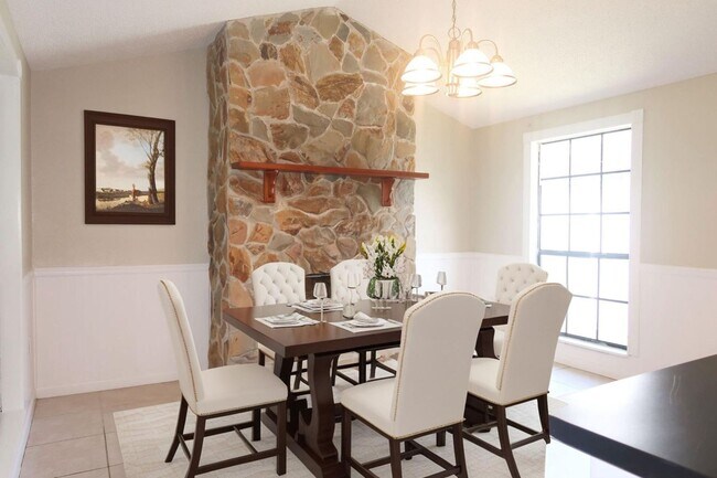 Building Photo - 2 Bedroom, 1.5 Bathroom Home for Rent in Z...