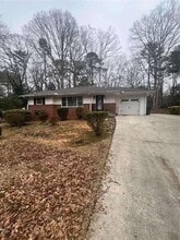 Building Photo - 2560 Wood Valley Dr