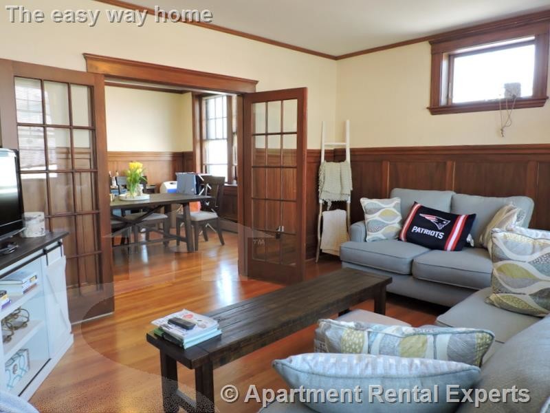 Foto principal - 350 Cambridge St
