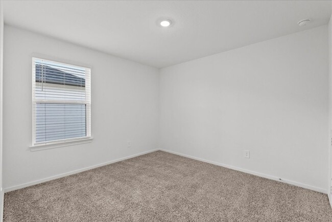 Building Photo - 3930 El Vaquero Ct