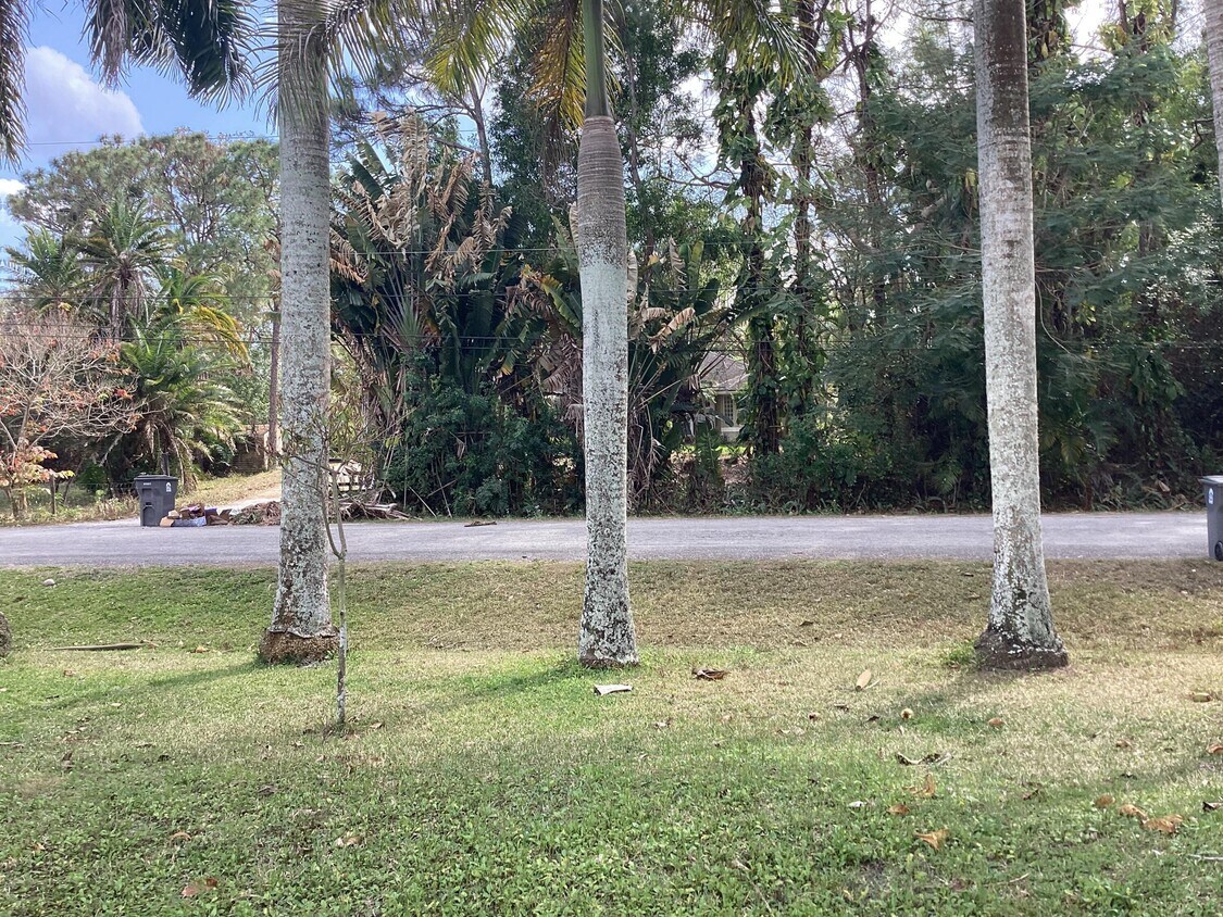 Foto del edificio - 12173 88th Pl N