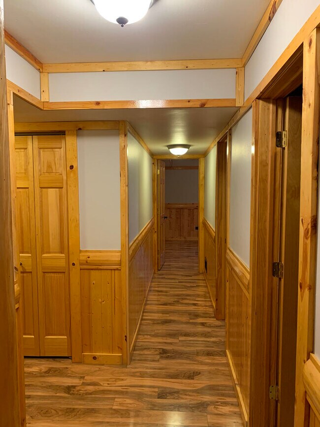 665 Morningside Ct Unit 1, Roselle, IL 60172 Condo for Rent in