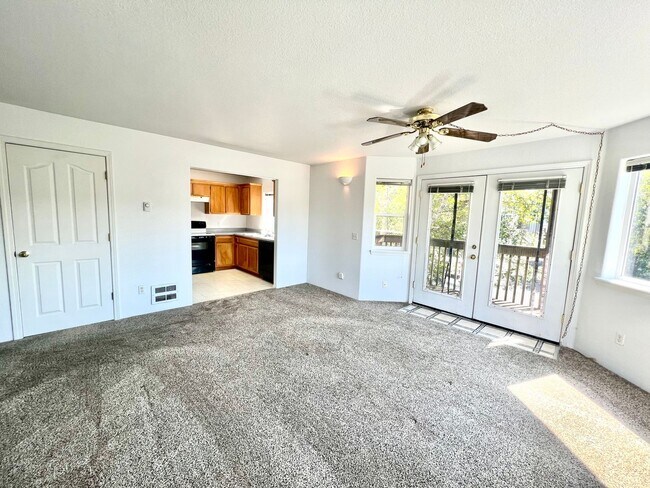Building Photo - 3730 Buccaneer Ln