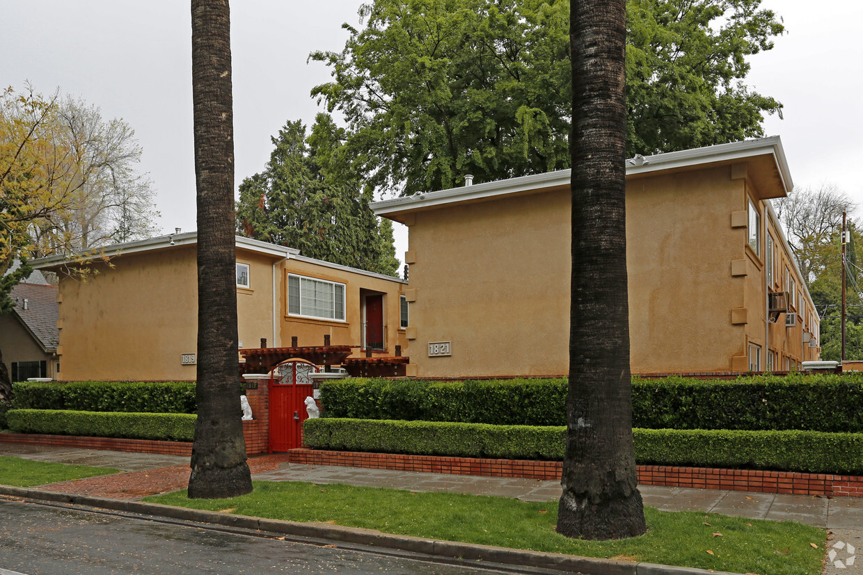 Boulevard Park - Boulevard Park Apartments