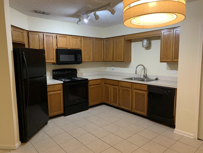 Building Photo - 8509 Springtree Road
