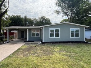 Building Photo - 704 Wilkinson Dr