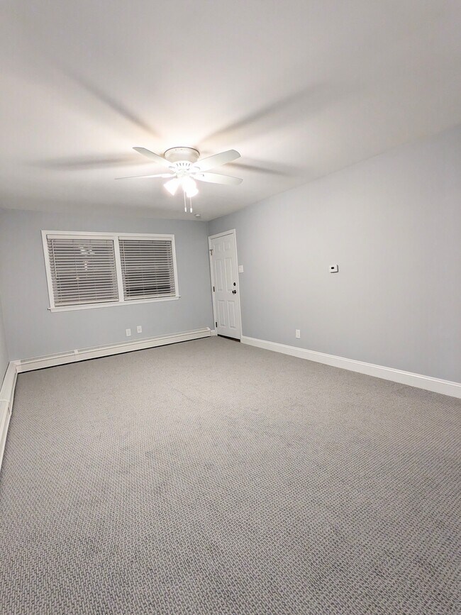 Living room # 3 of 4 - 121 Bridge St