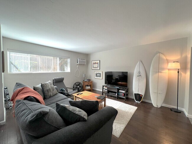 Building Photo - 2 Bed 2 Bath Condo in Mission Valley