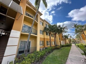 Building Photo - 7300 NW 114th Ave