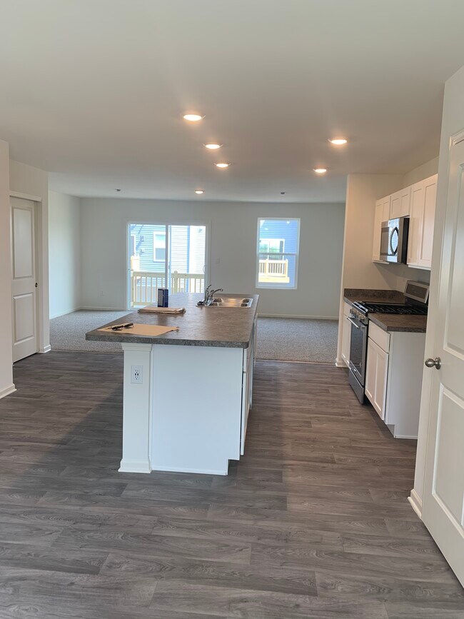 Building Photo - 872 Briar Glen Ct