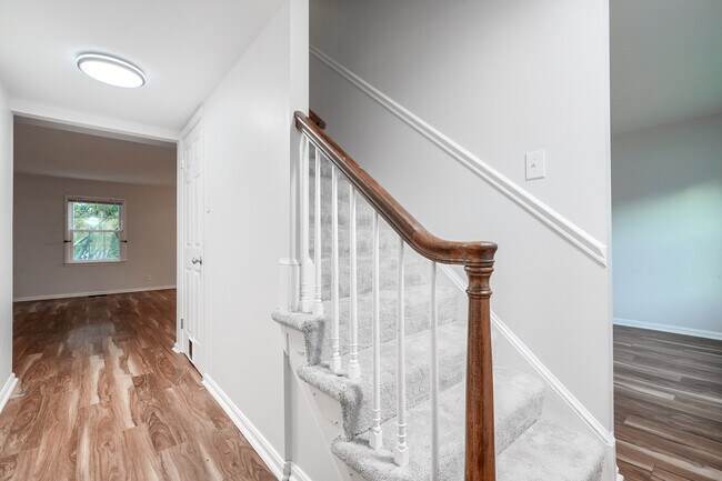 Foto del edificio - 23 Rye Ct