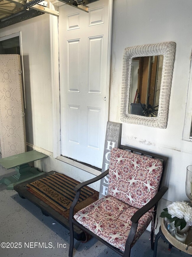 Building Photo - 29 Desoto Pl