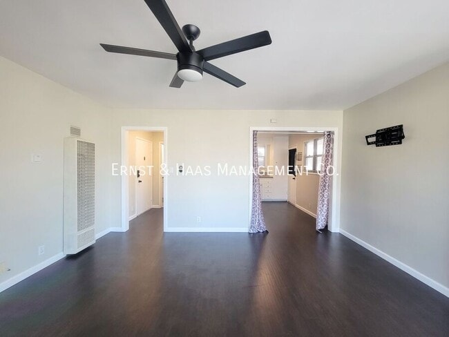 Foto del edificio - 735 Cedar Ave
