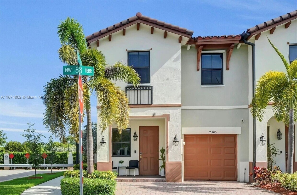 Foto principal - 10380 NW 88th Terrace