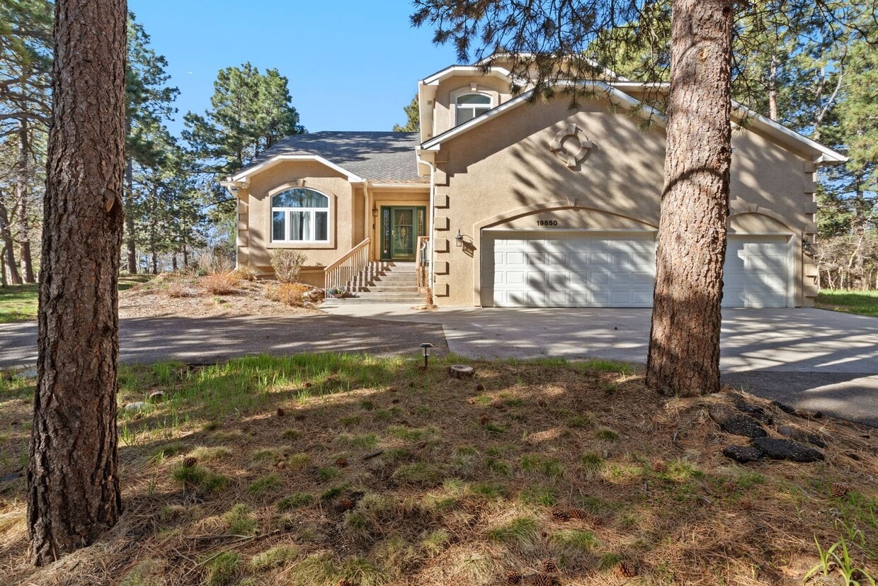 Photo - 19850 Indian Summer Ln