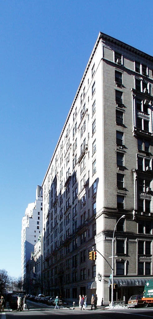 Building Photo - 17 E 89th St