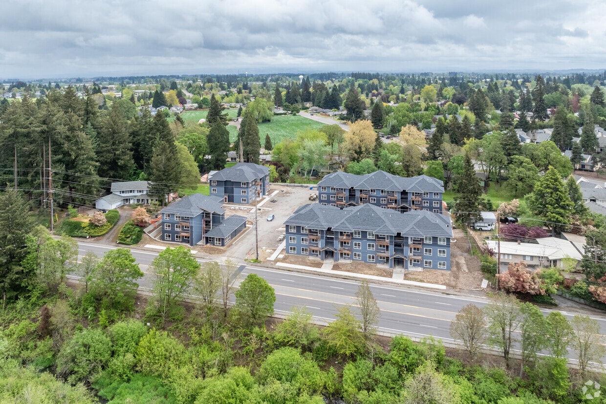 Aerial Context - Creeks Edge