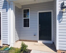 Building Photo - 874 Peaceful Ln