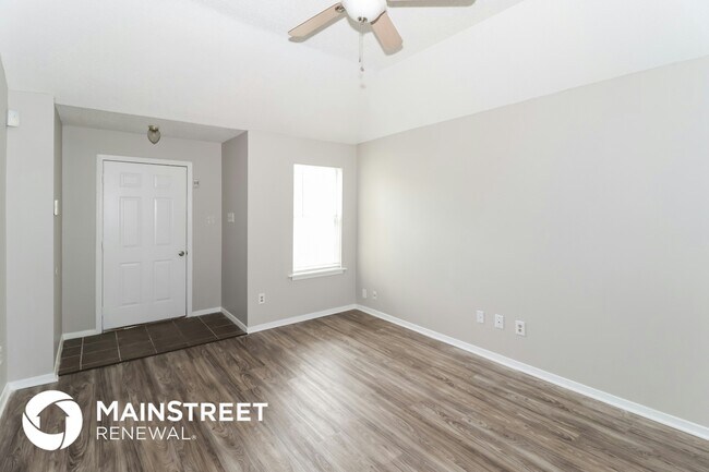 Foto del edificio - 4043 Point Church Rd