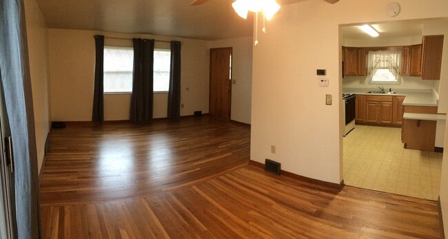 LIVING ROOM W/HARDWOOD FLOORING - 44 S Euclid Ave