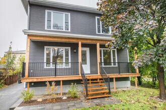 Building Photo - 183 Kipp St