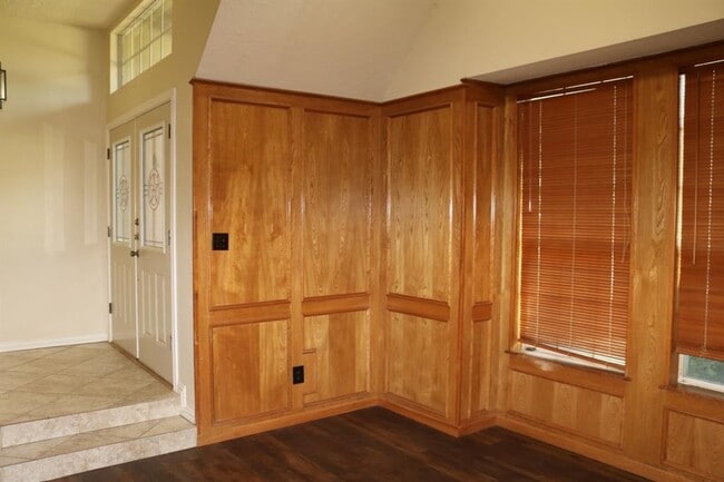 Building Photo - 15810 Imperial Falls Ct