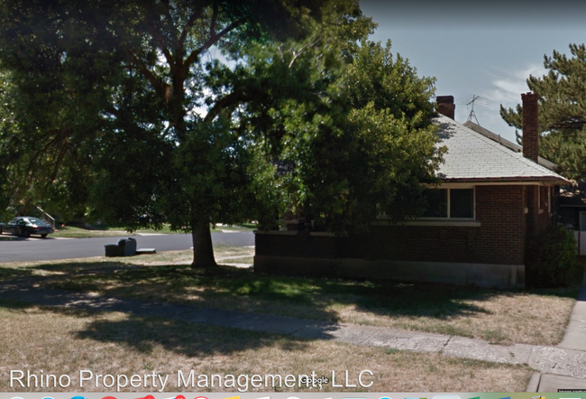 Building Photo - 2885 Van Buren Ave