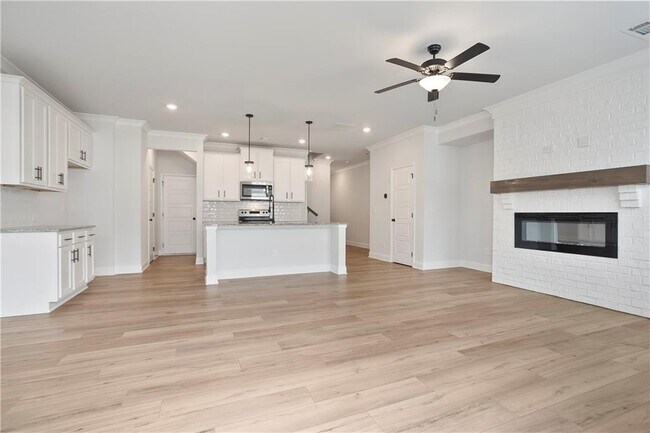 Building Photo - 4644 Cypress Pk Dr