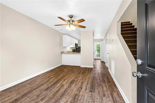 Foto del edificio - 5148 Spring St