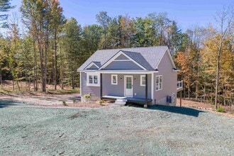 Building Photo - 3112 Parade Rd