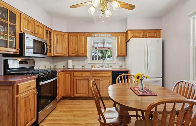 Foto del edificio - 38788 Congressional Ln
